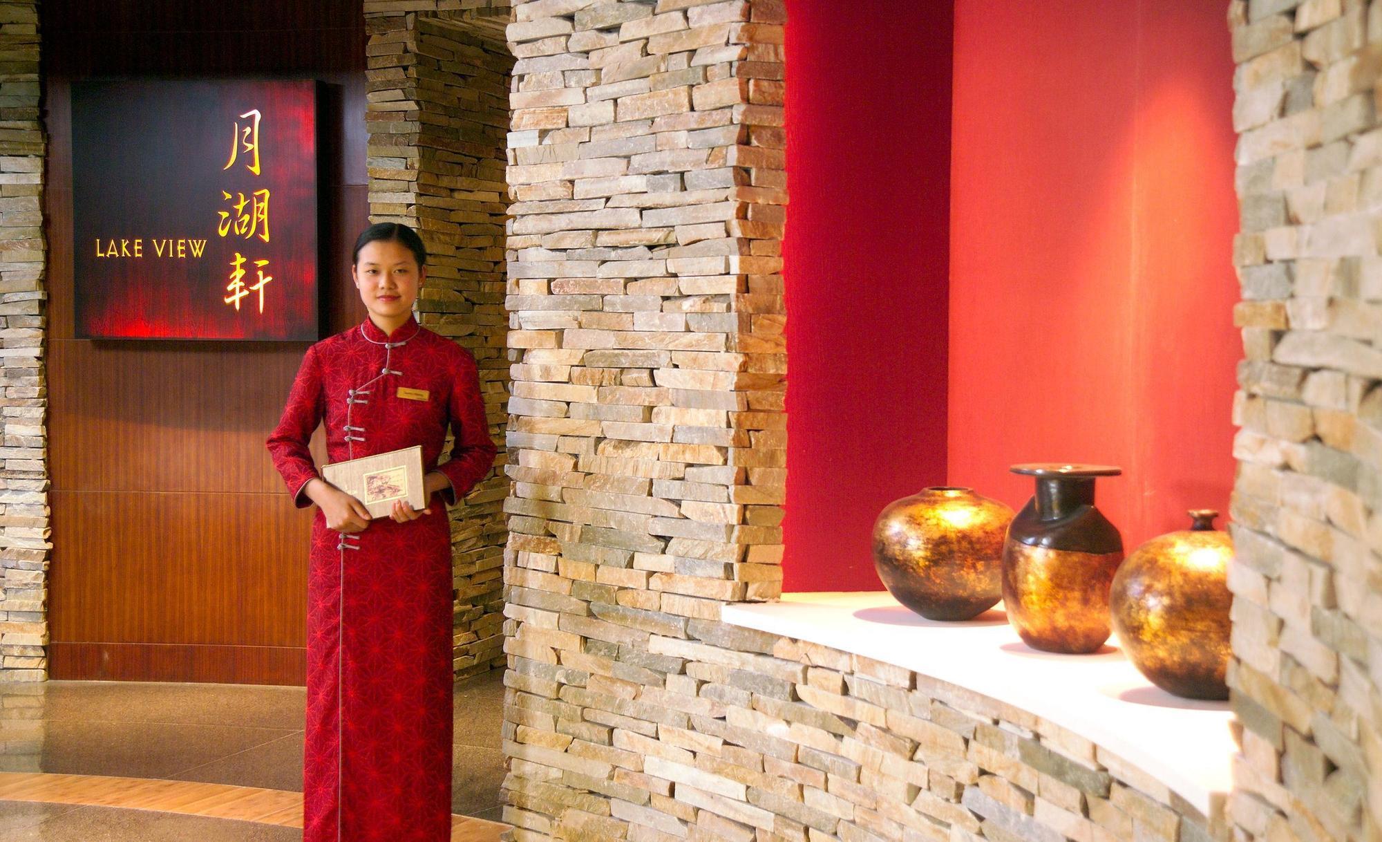 The Yuluxe Sheshan, Shanghai, A Tribute Portfolio Hotel Сунцзян Экстерьер фото