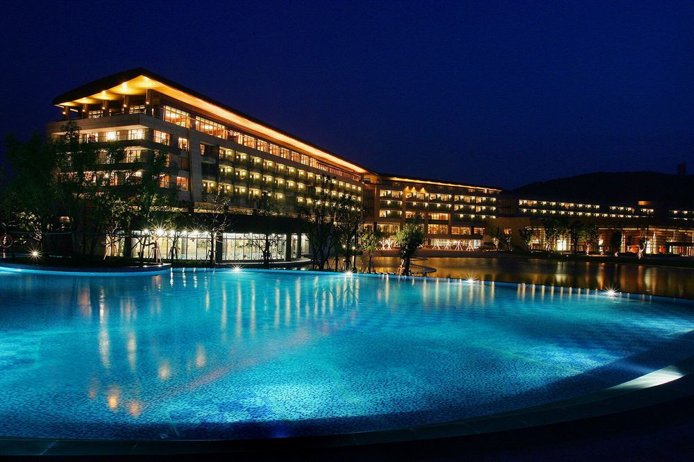 The Yuluxe Sheshan, Shanghai, A Tribute Portfolio Hotel Сунцзян Экстерьер фото